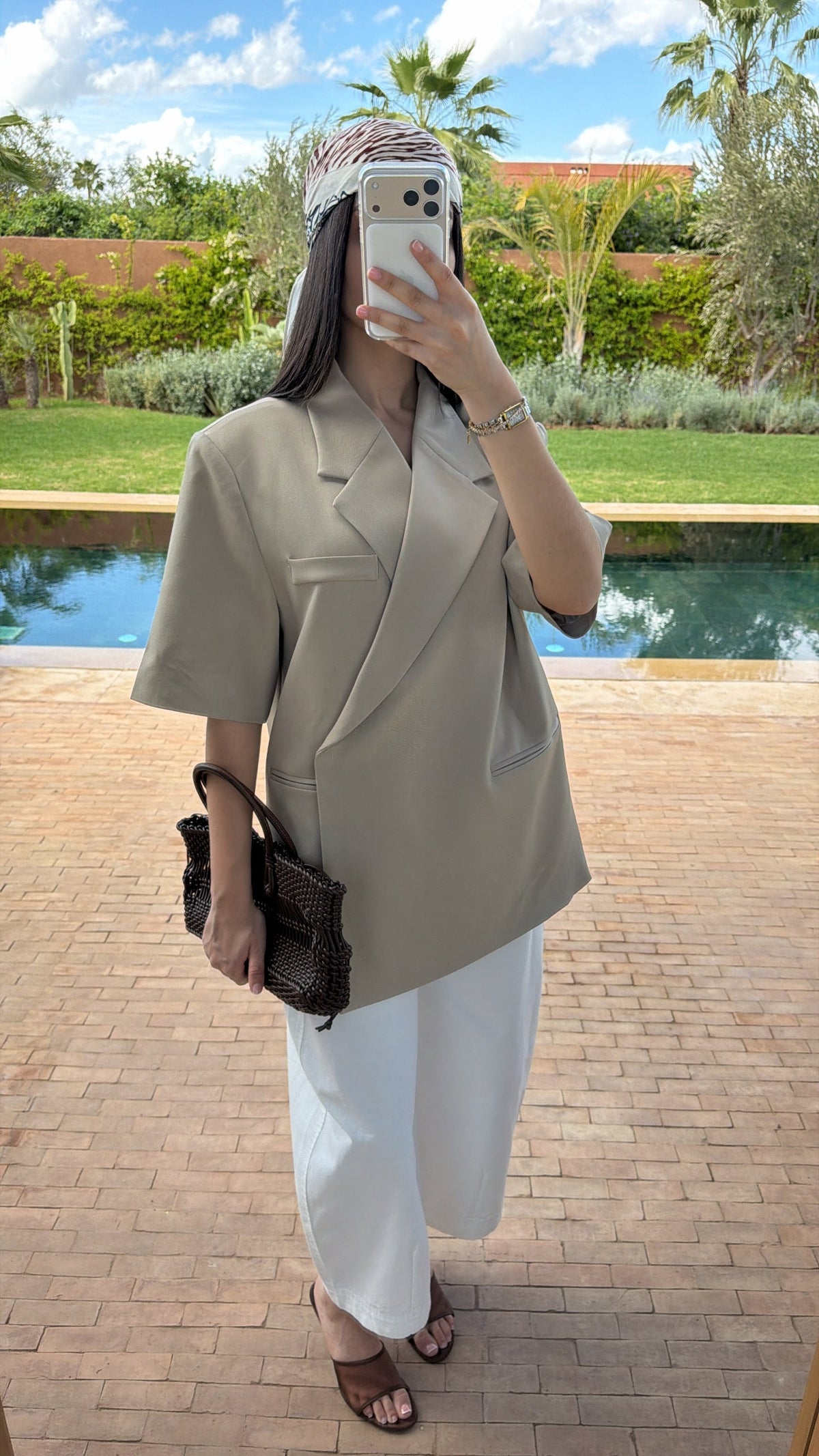 Blazer sans manches oversize [beige]