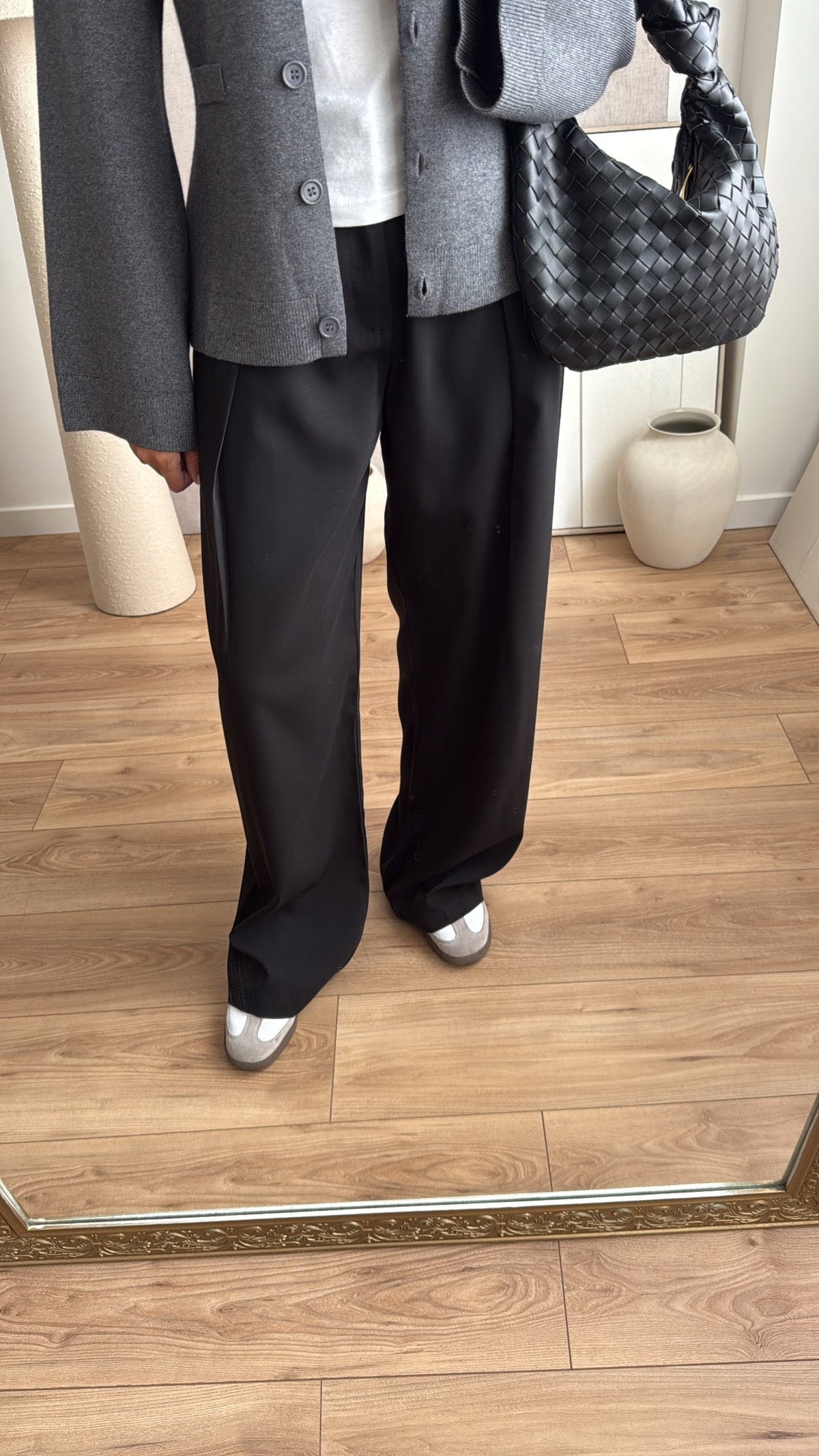 Pantalon coupe loose fit [noir]