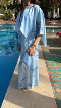 Longue robe à cape [BLEU]
