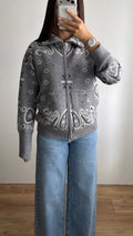 Gilet à col montant motif bandana [gris]