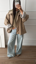 Trench-coat loose à intérieur rayé [beige]
